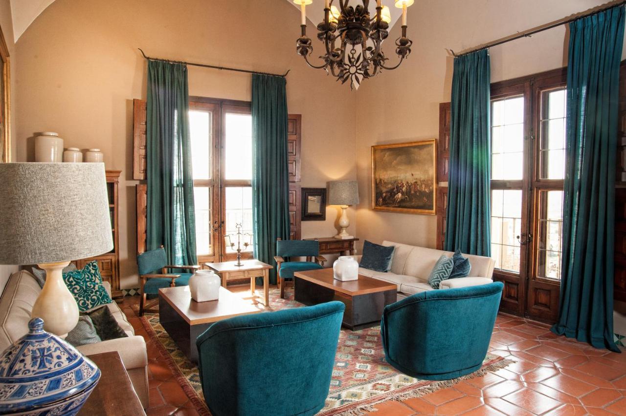 Parador De Альканьис Экстерьер фото