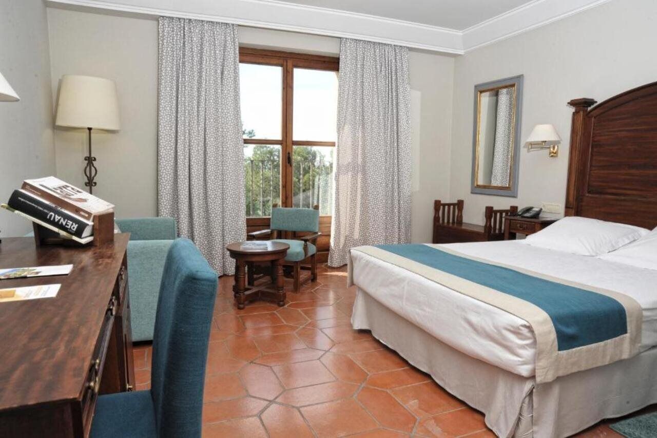 Parador De Альканьис Экстерьер фото